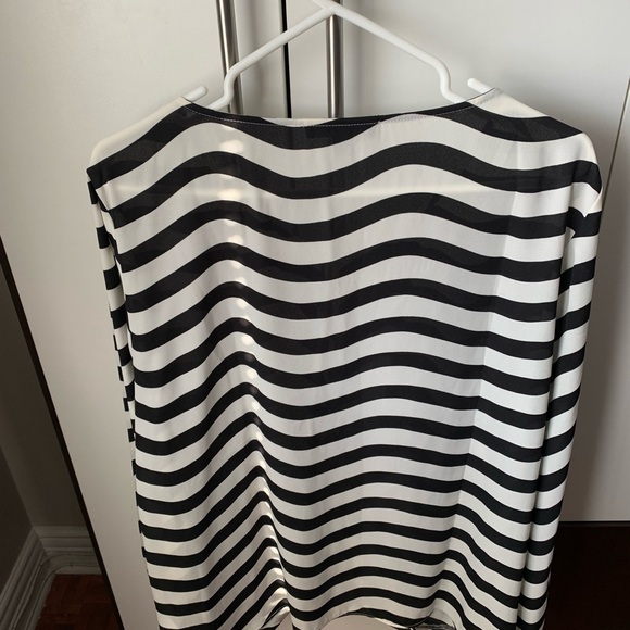 Banana Republic Blouse - Picture 4 of 9